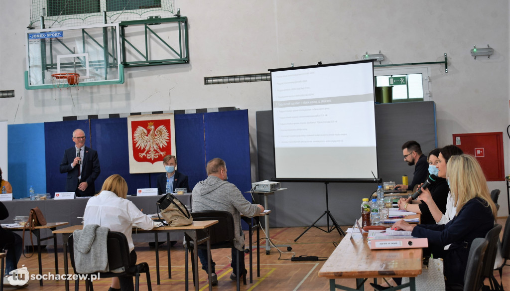Młodzieszyn: sesja absolutoryjna