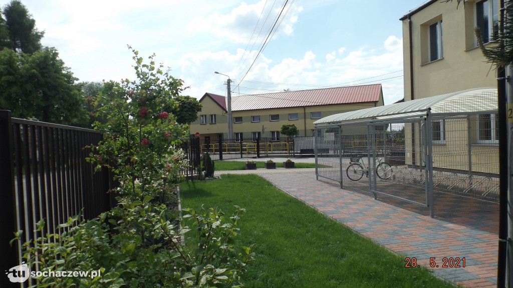 Nowe boisko przy SP Mokas