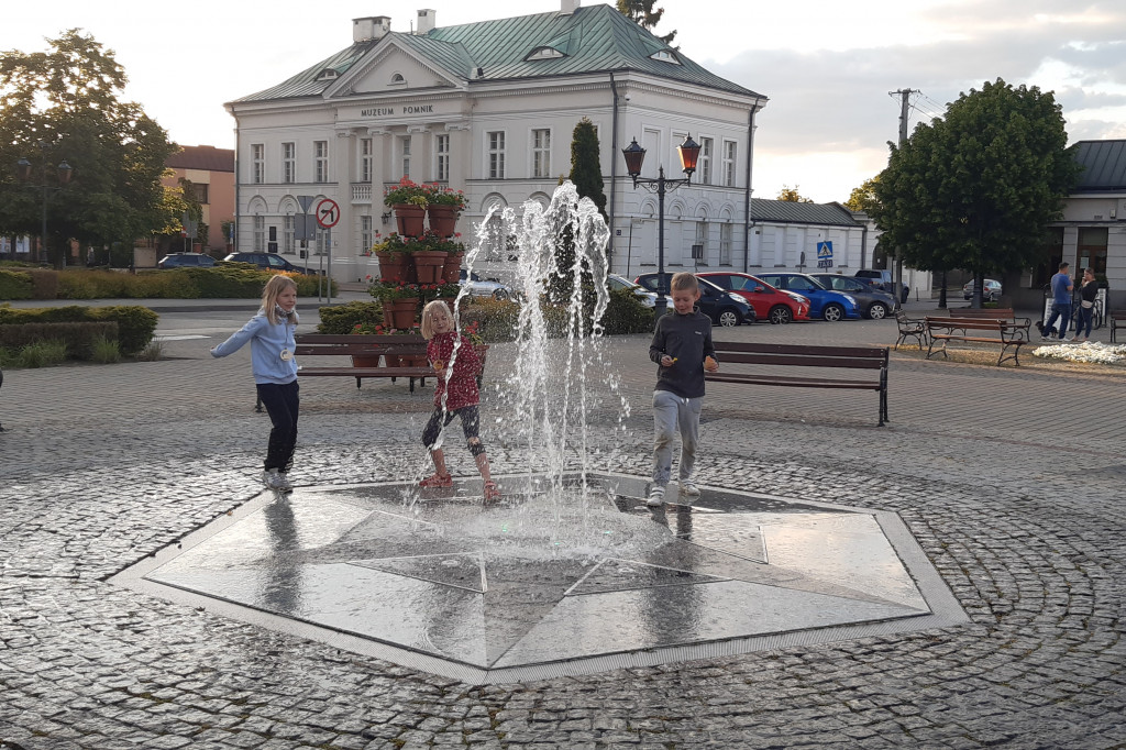 Fontanna na pl. Kościuszki znów czynna