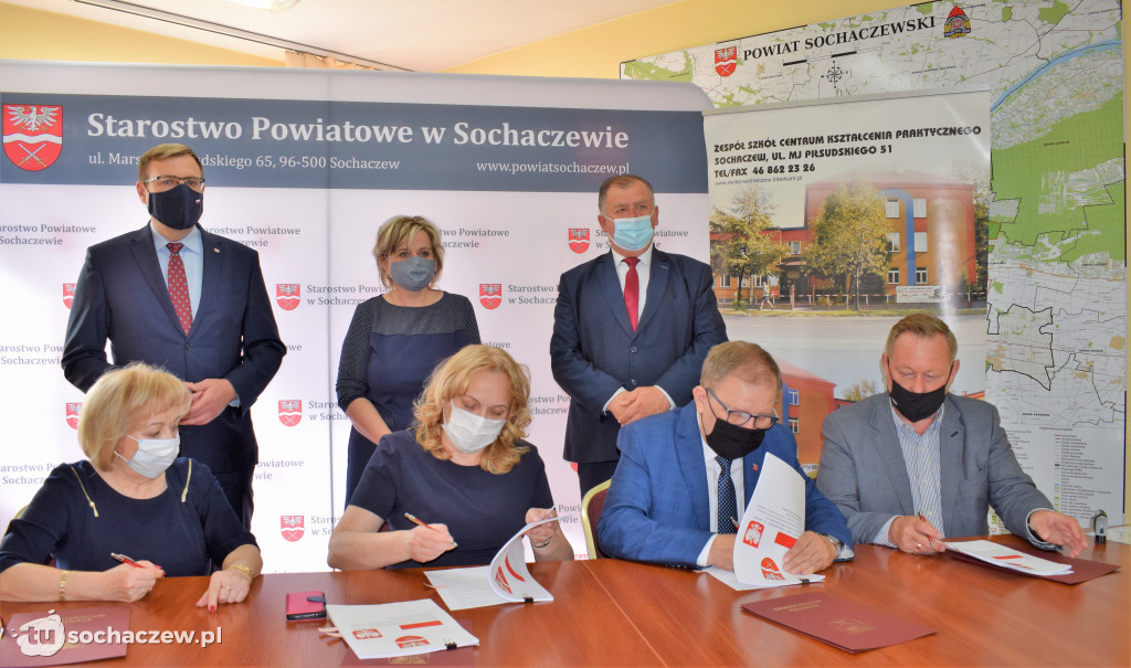 Osiemdziesiątka tuż przed budową hali