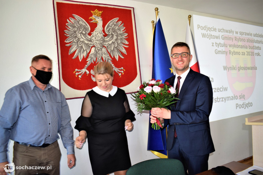 Wójt Damian Jaworski z absolutorium