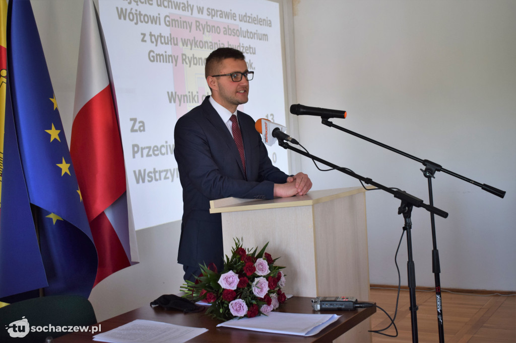 Wójt Damian Jaworski z absolutorium