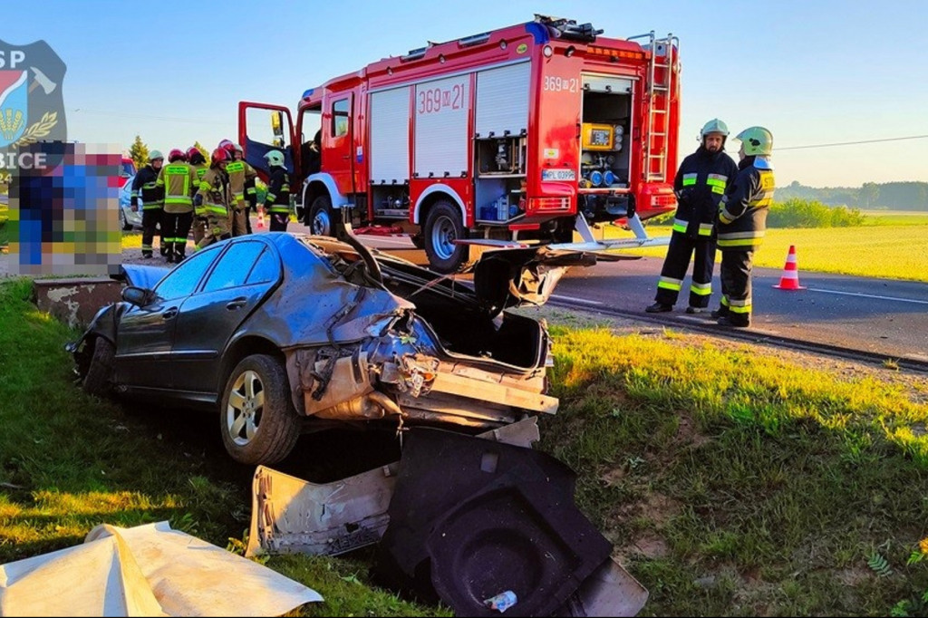 DW 575 auto wypadło z drogi
