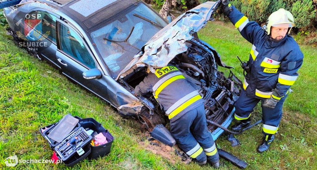 DW 575 auto wypadło z drogi