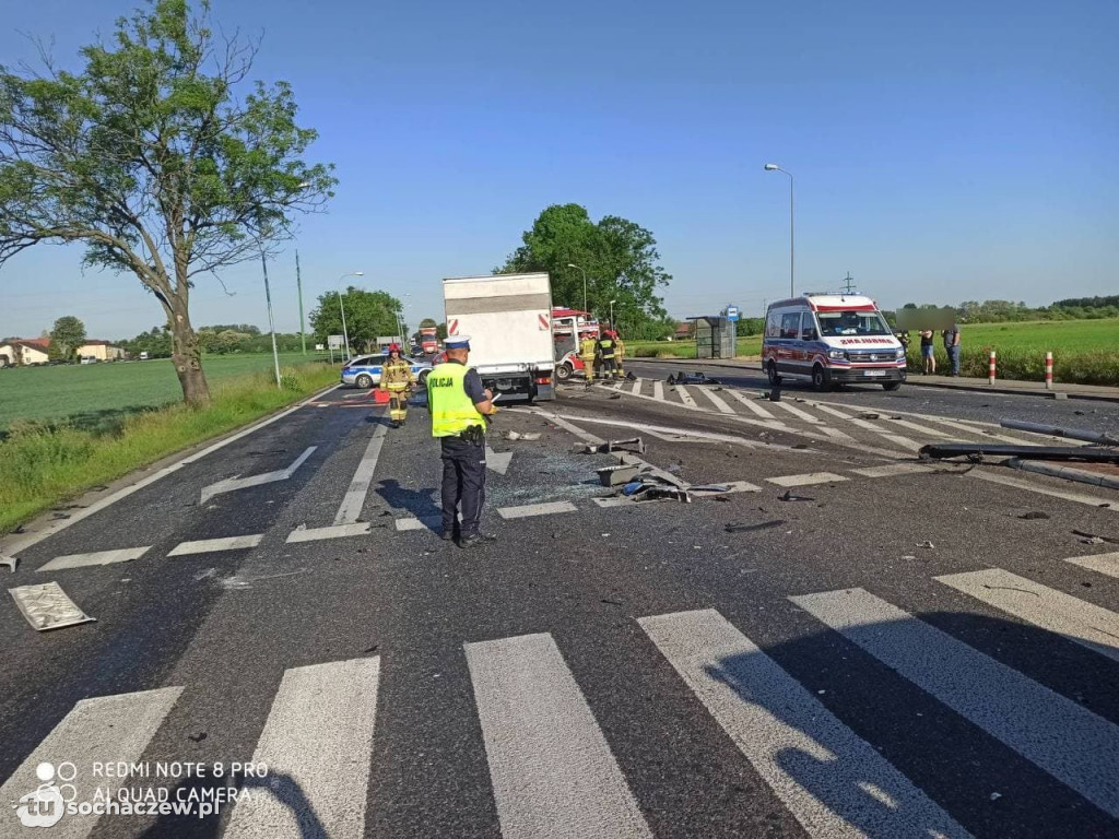 Wypadek w Topołowej, dwie osoby poszkodowane
