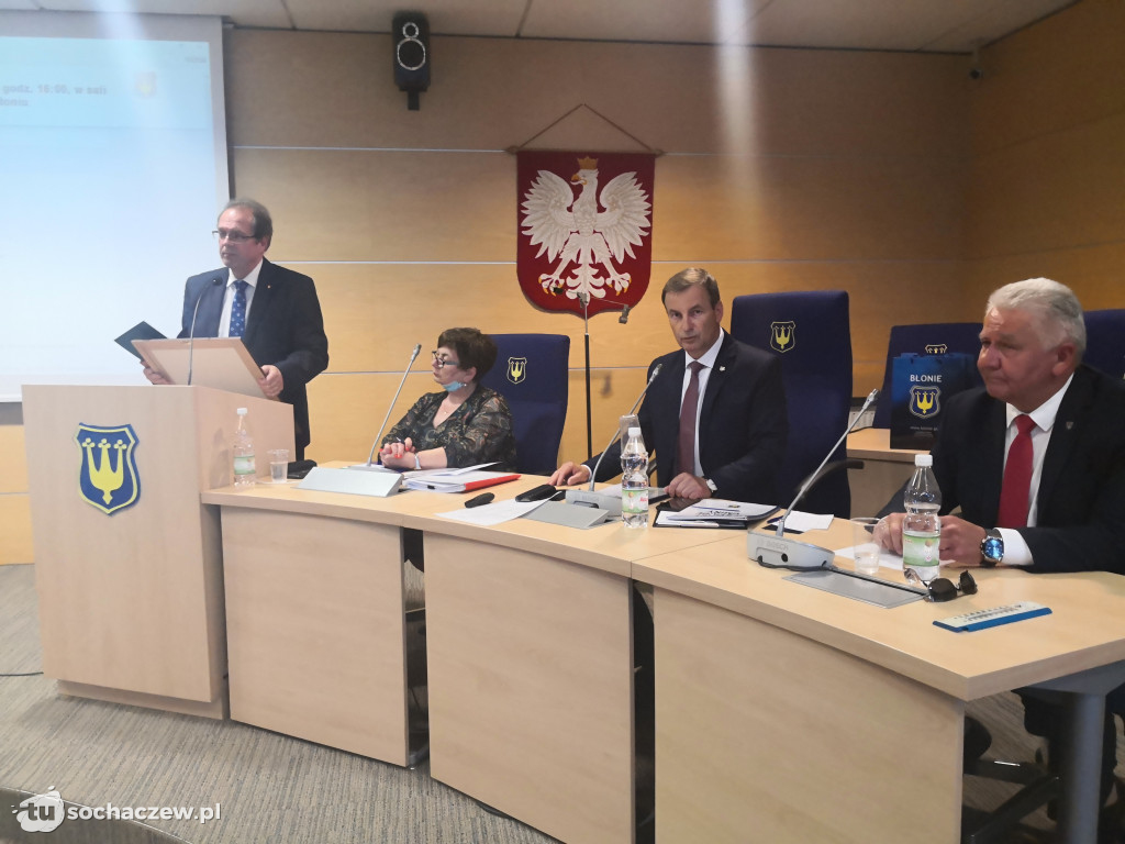Burmistrz Błonia z absolutorium