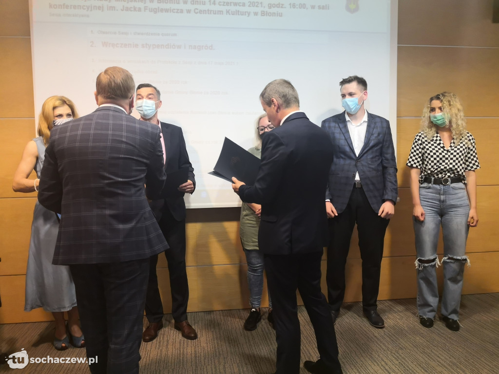 Burmistrz Błonia z absolutorium