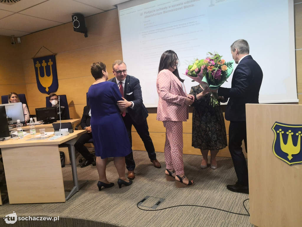 Burmistrz Błonia z absolutorium