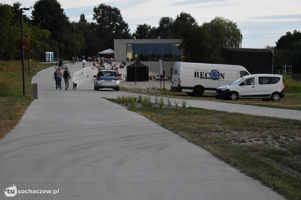 Kino Letnie 2021. Tłumy nad Bzurą