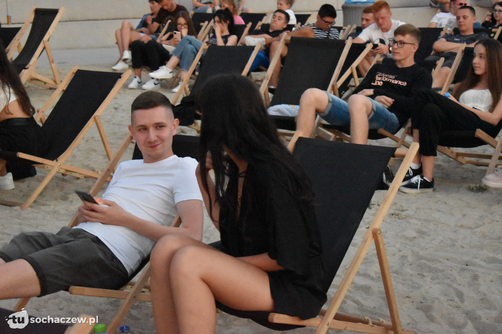 Kino Letnie 2021. Tłumy nad Bzurą