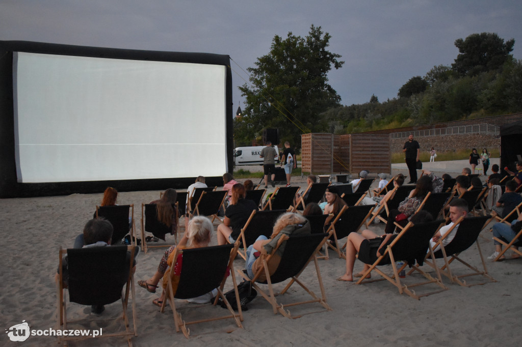 Kino Letnie 2021. Tłumy nad Bzurą