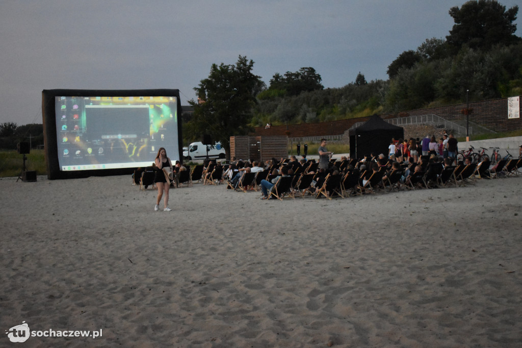 Kino Letnie 2021. Tłumy nad Bzurą
