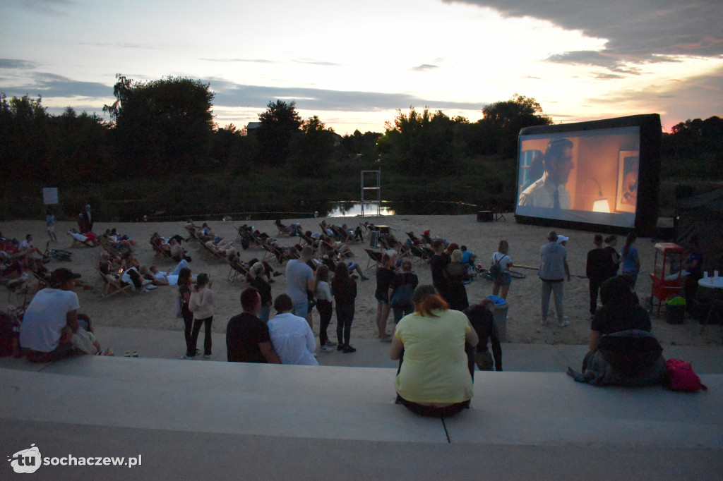 Kino Letnie 2021. Tłumy nad Bzurą
