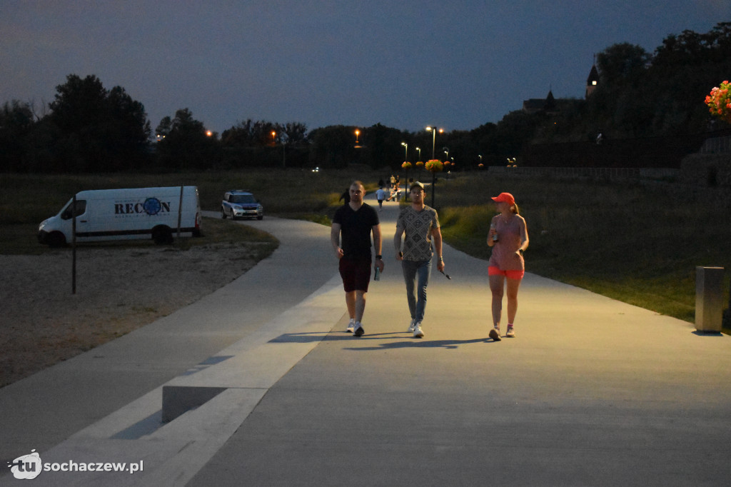 Kino Letnie 2021. Tłumy nad Bzurą