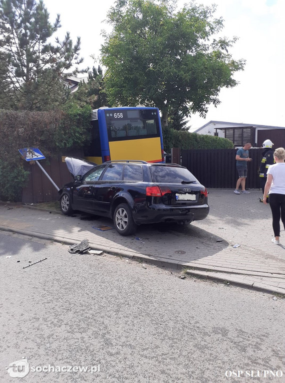 Poważny wypadek autobusu pod Płockiem