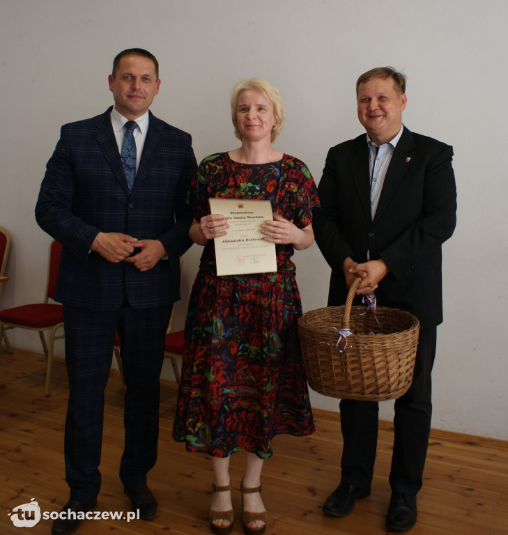 Brochów wręczenie stypendiów wójta