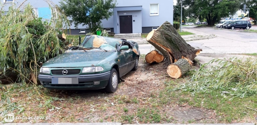 Burza Sochaczew 9 lipca. Kilkadziesiąt interwencji strażaków
