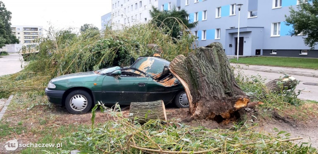 Burza Sochaczew 9 lipca. Kilkadziesiąt interwencji strażaków