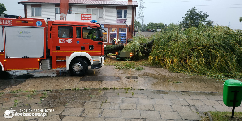 Burza Sochaczew 9 lipca. Kilkadziesiąt interwencji strażaków