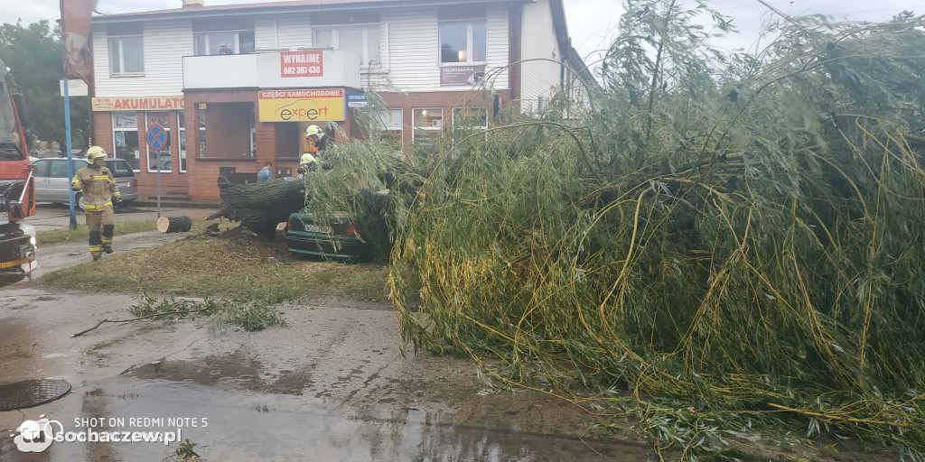 Burza Sochaczew 9 lipca. Kilkadziesiąt interwencji strażaków