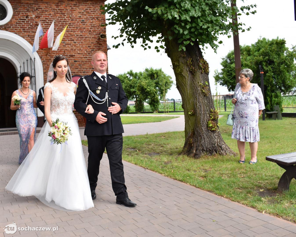 Strażacki ślub w Giżycach