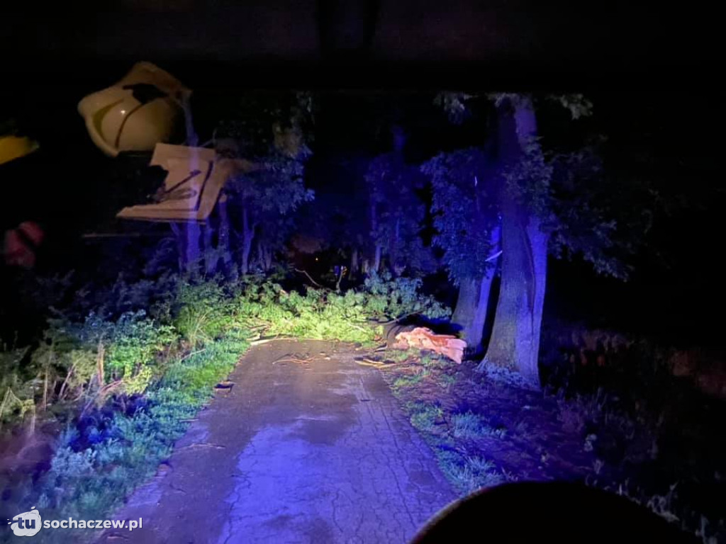 Strażacy walczą ze skutkami nocnej burzy