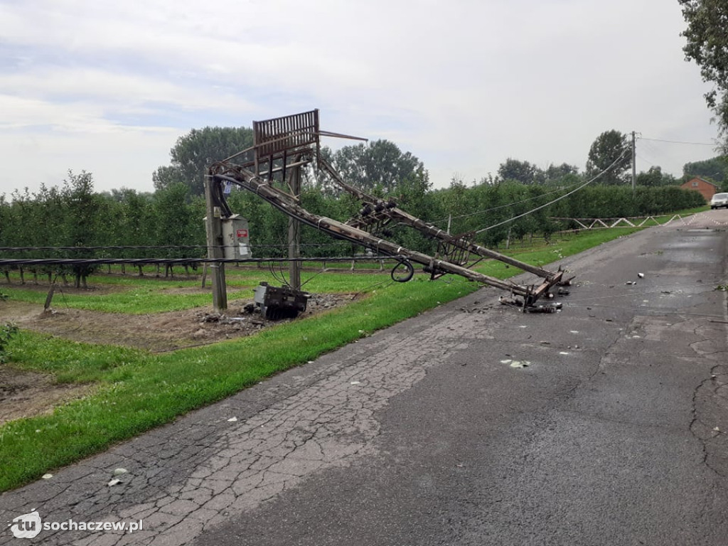 Strażacy walczą ze skutkami nocnej burzy
