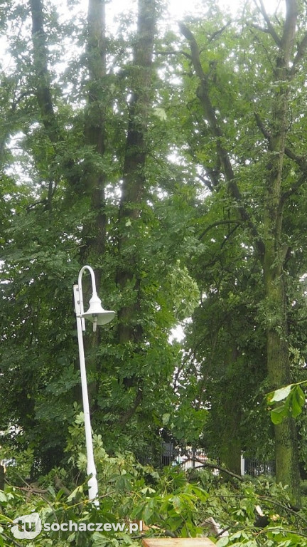 Sanniki usuwanie zniszczeń po burzy