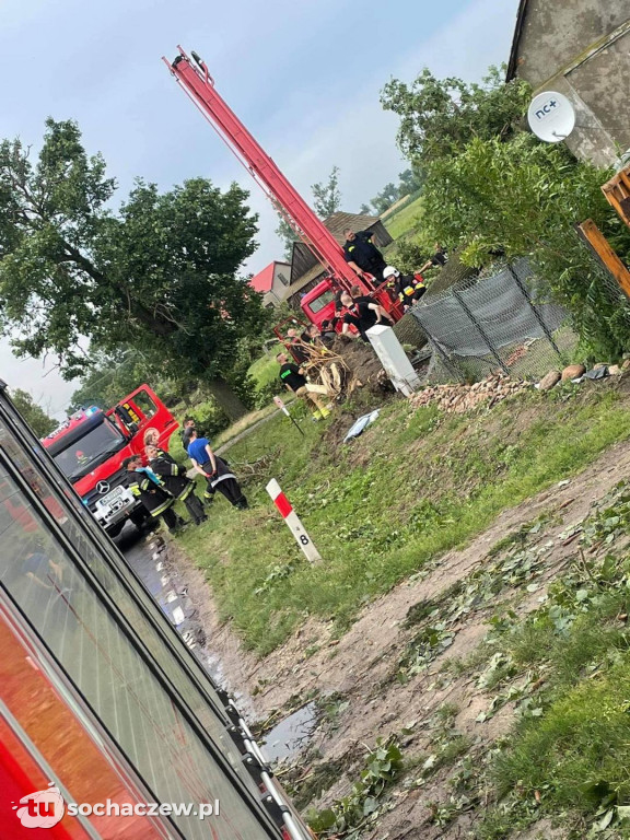 Sanniki usuwanie zniszczeń po burzy