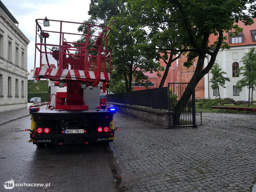 Sanniki usuwanie zniszczeń po burzy