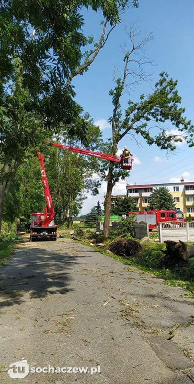 Sanniki usuwanie zniszczeń po burzy
