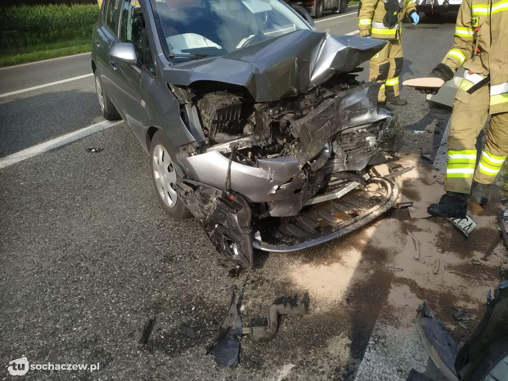 DK 92 czołowe zderzenie osobówek