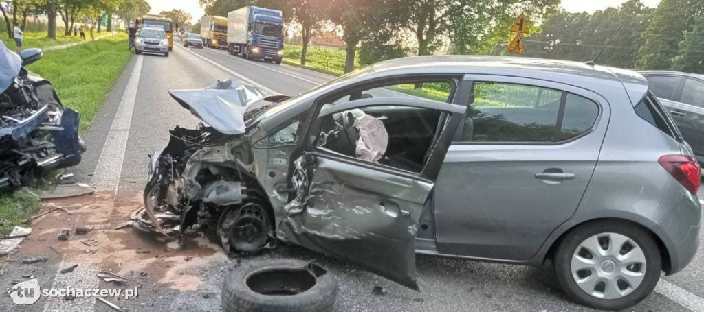 DK 92 czołowe zderzenie osobówek