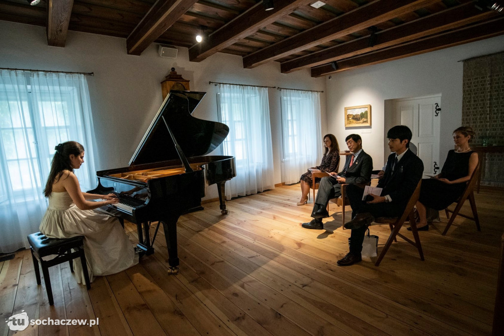 Żelazowa Wola: wizyta ambasadora Japonii