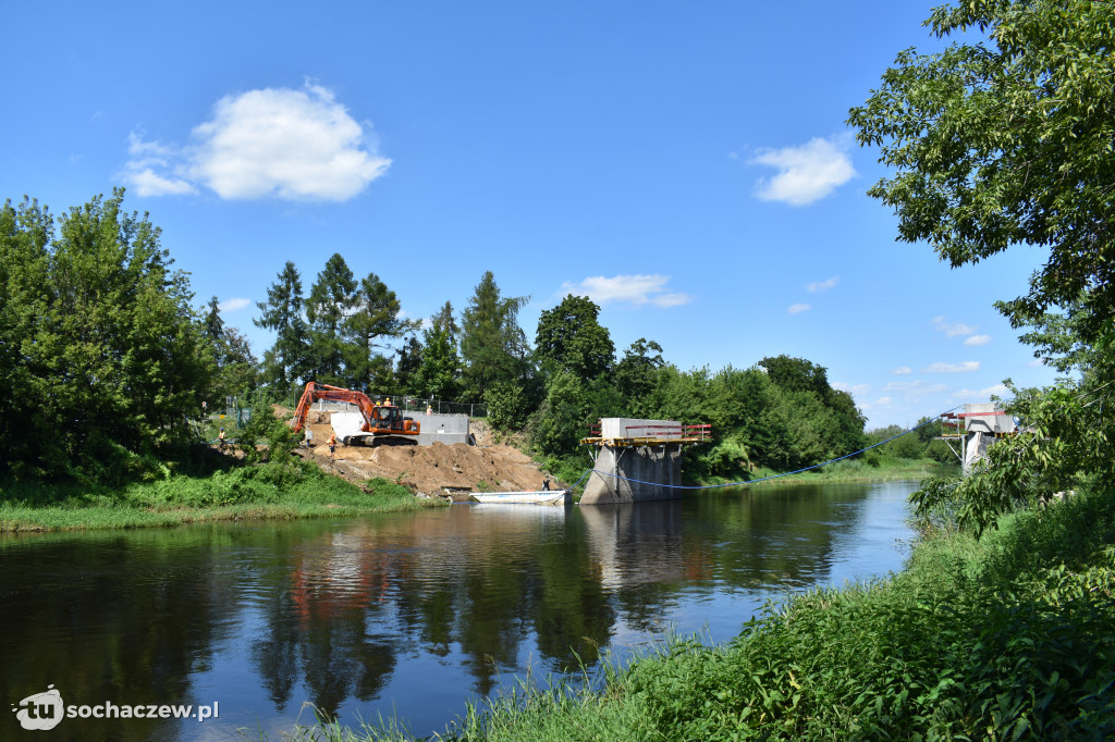 Budowa mostu w Chodakowie