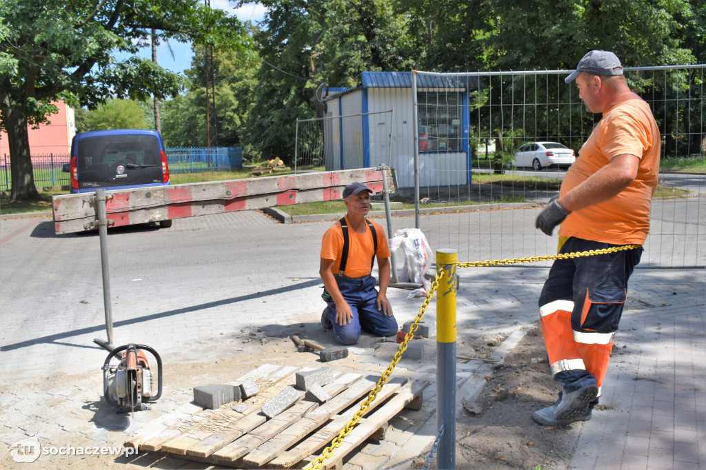 Chodaków: trwają prace na stadionie