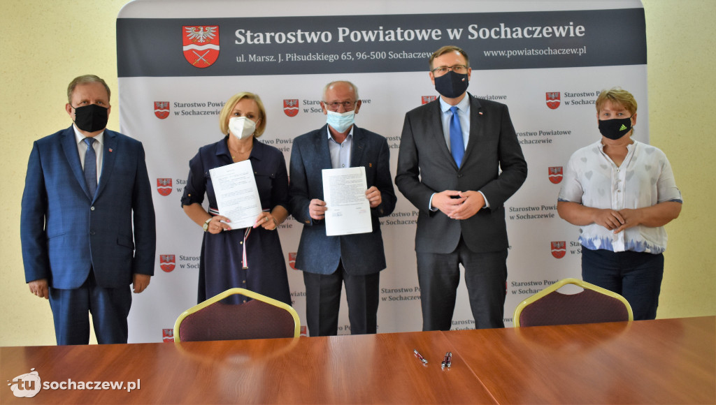 Umowa na budowę drogi Mistrzewice - Helenka podpisana