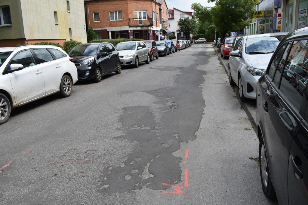 Narutowicza, Batorego: dziury, łaty i kałuże odejdą w zapomnienie