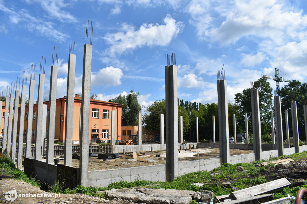Hala przy Osiemdziesiątce wyszła z ziemi