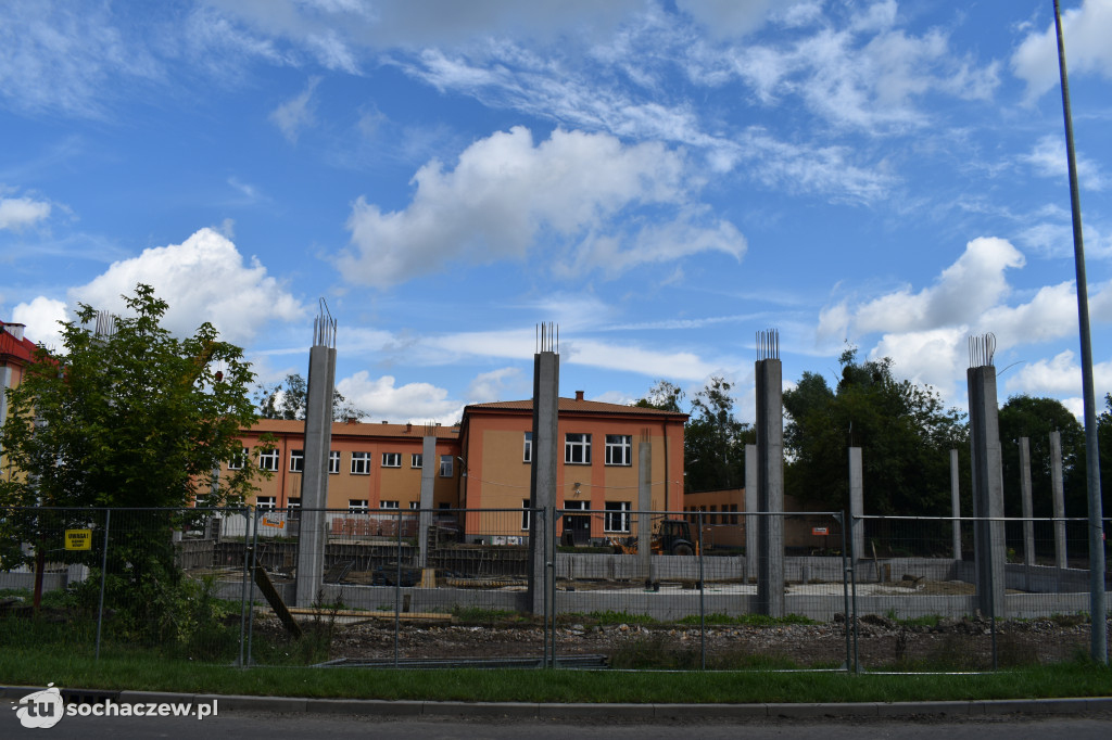 Hala przy Osiemdziesiątce wyszła z ziemi