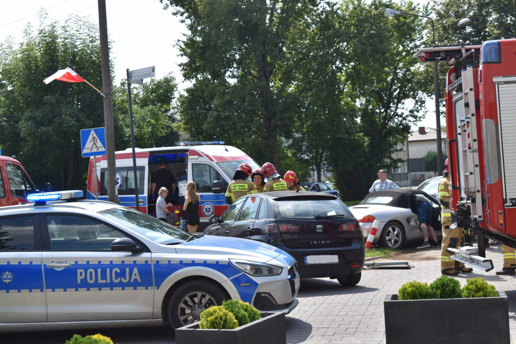 Zderzenie trzech aut na Piłsudskiego