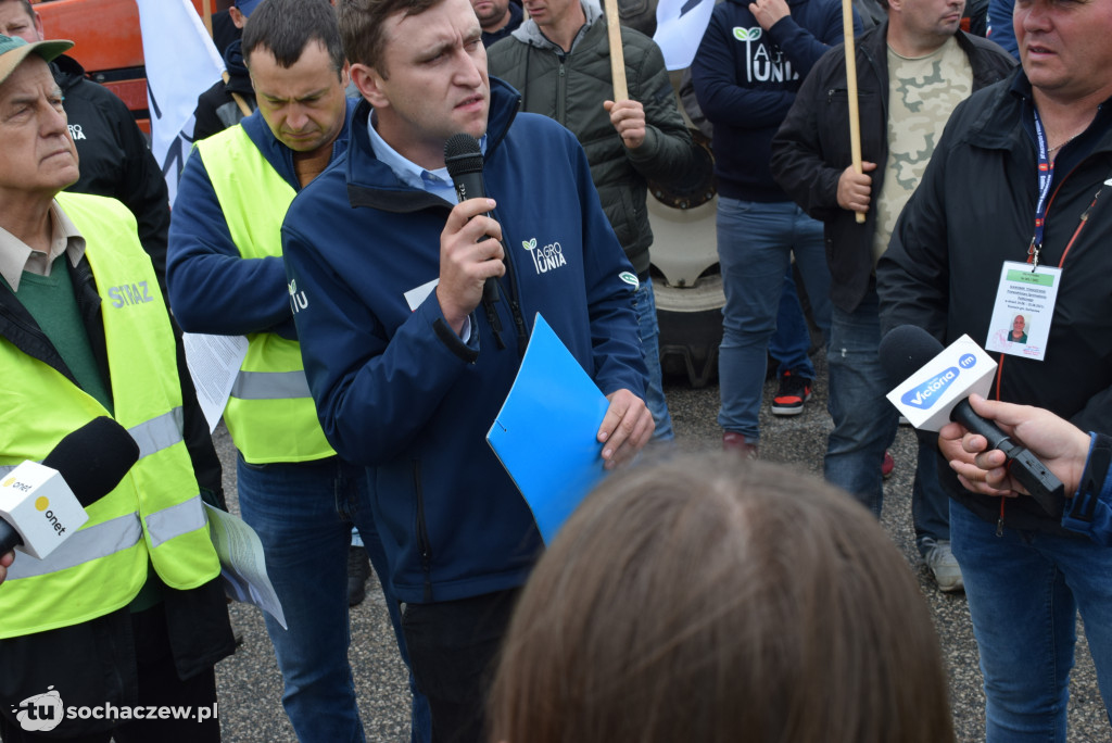 Kuznocin: protestują rolnicy i przeciwnicy CPK