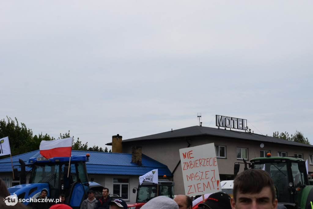 Kuznocin: protestują rolnicy i przeciwnicy CPK