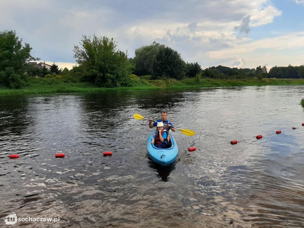 Rybno. Spłynęli kajakami na zakończenie wakacji