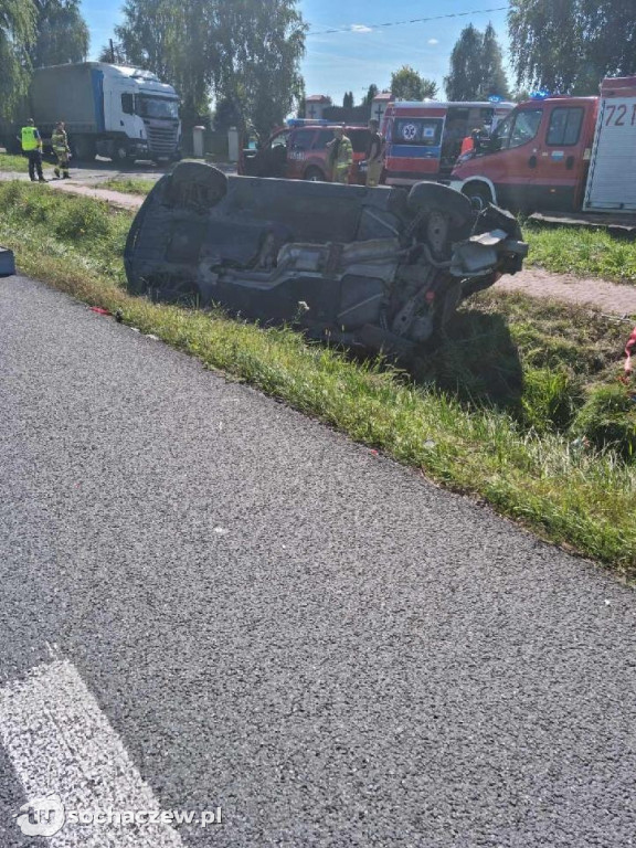 Wypadek na DK 50 w Guzowie