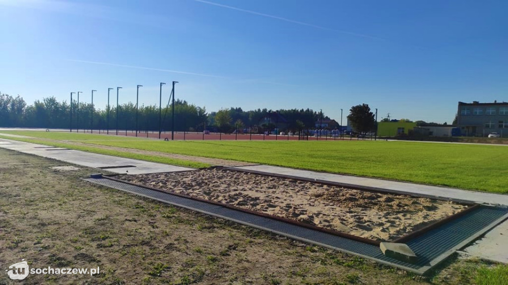 Kompleks lekkoatletyczny w Młodzieszynie na finiszu