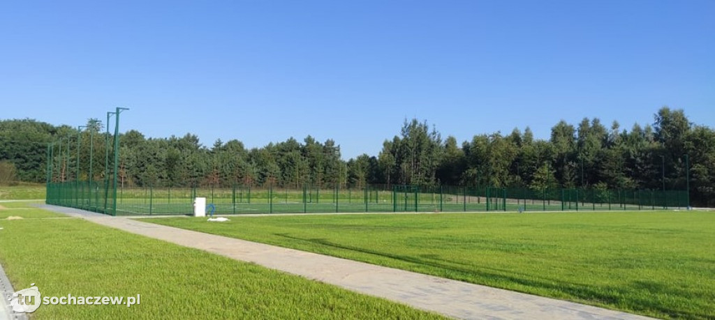 Kompleks lekkoatletyczny w Młodzieszynie na finiszu