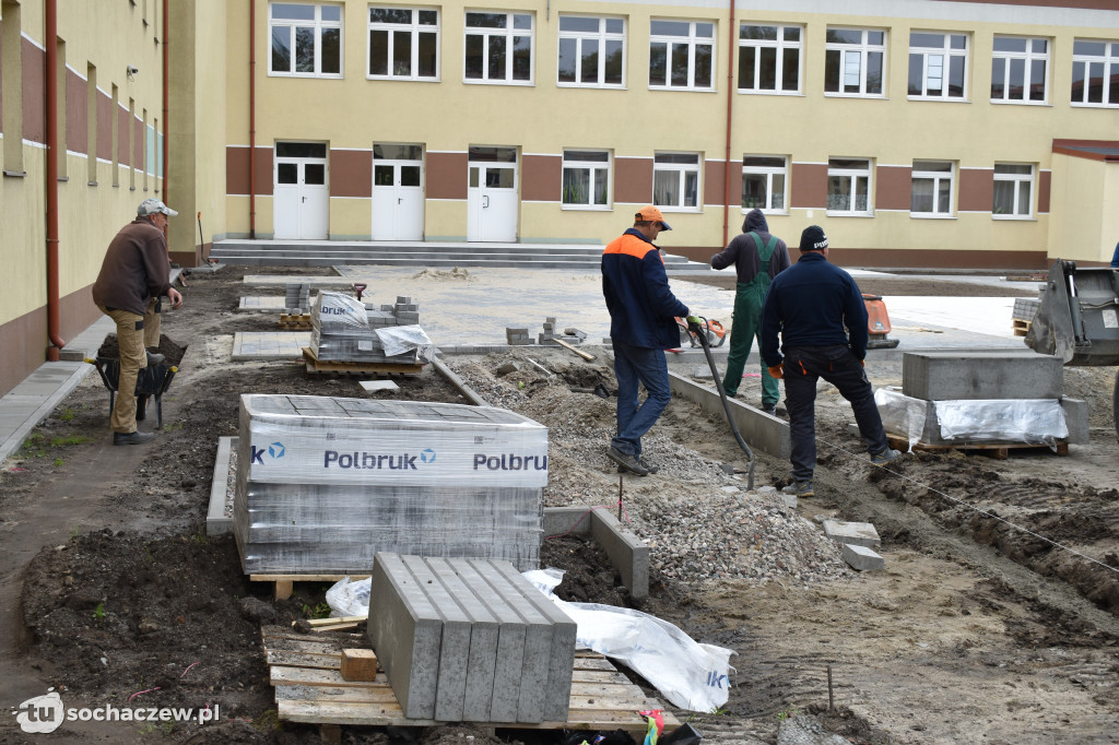 Zielone patio przy Ogrodniku na finiszu