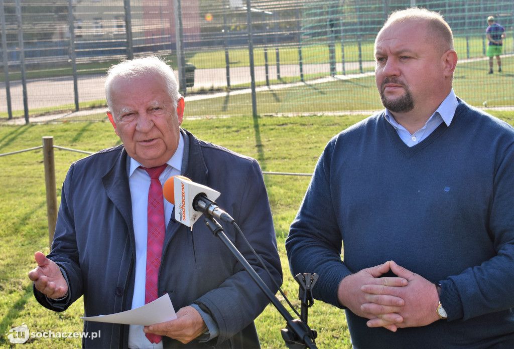 Spotkanie na stadionie Bzury Chodaków