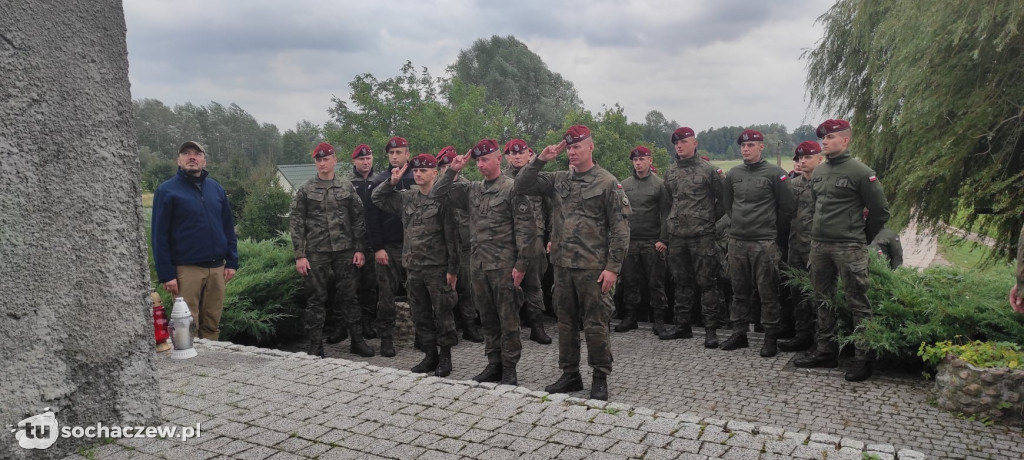 Żołnierze z Tomaszowa z odwiedzinami w Sochaczewie